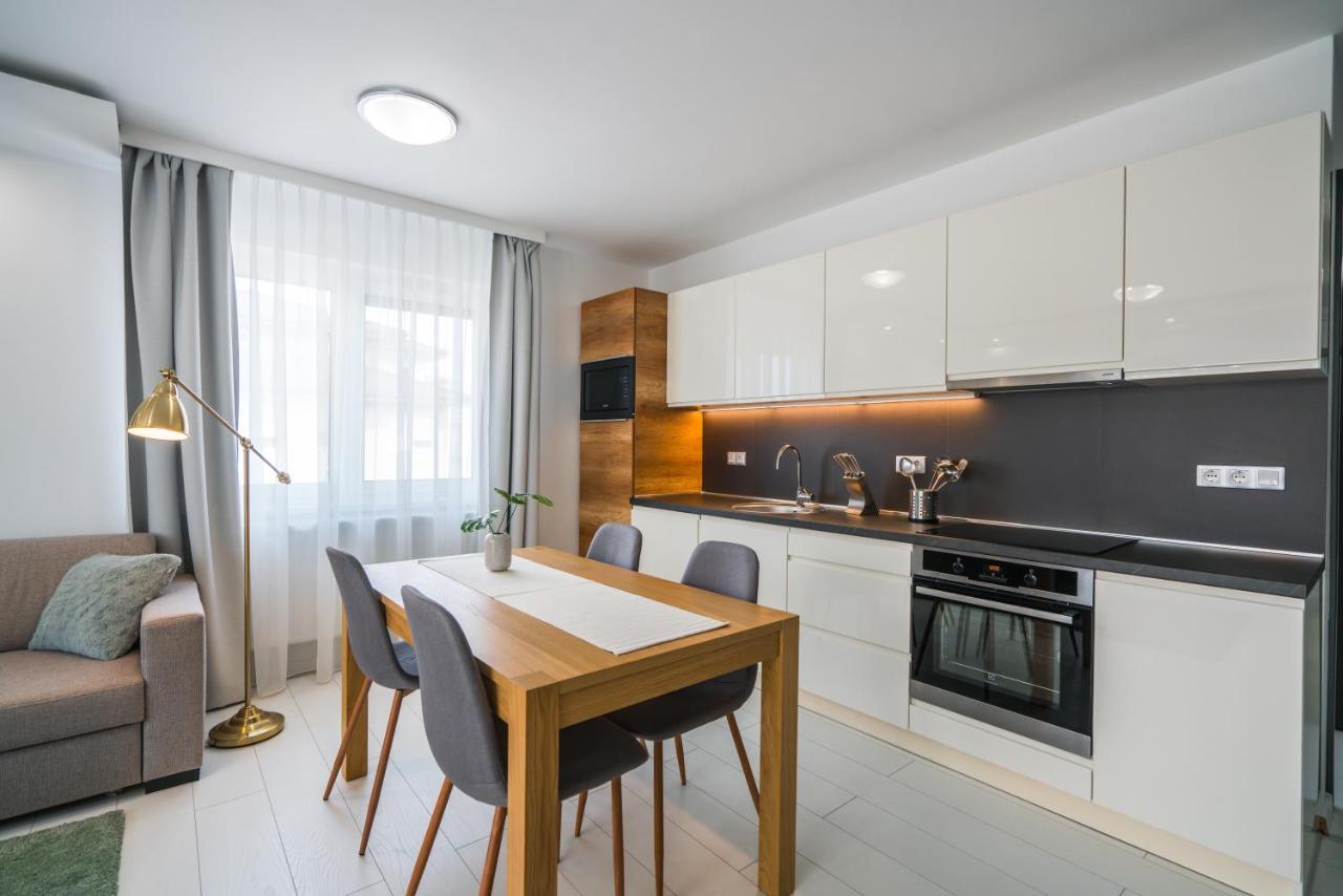 Sprint Apartman Siofok Luaran gambar