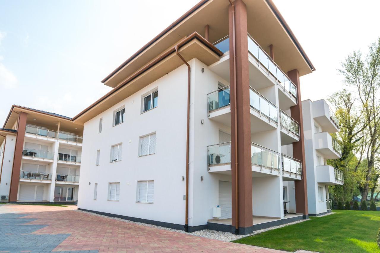 Sprint Apartman Siofok Luaran gambar