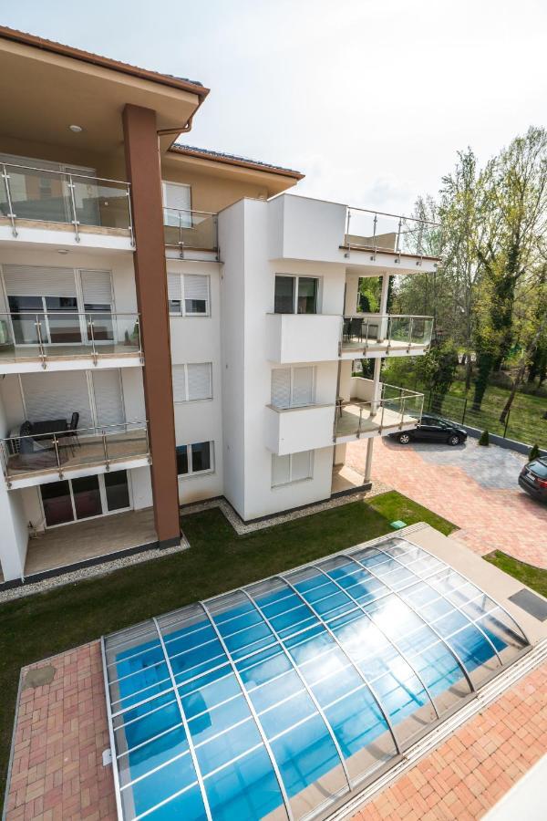 Sprint Apartman Siofok Luaran gambar